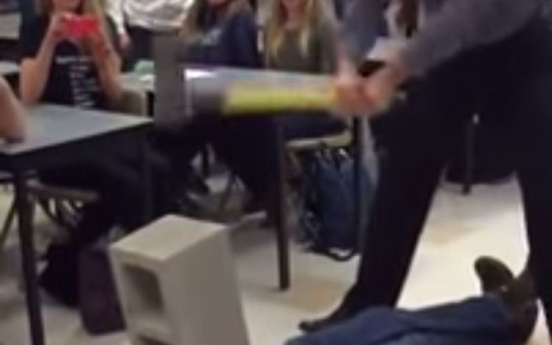 učitelj sekira učenec.jpg