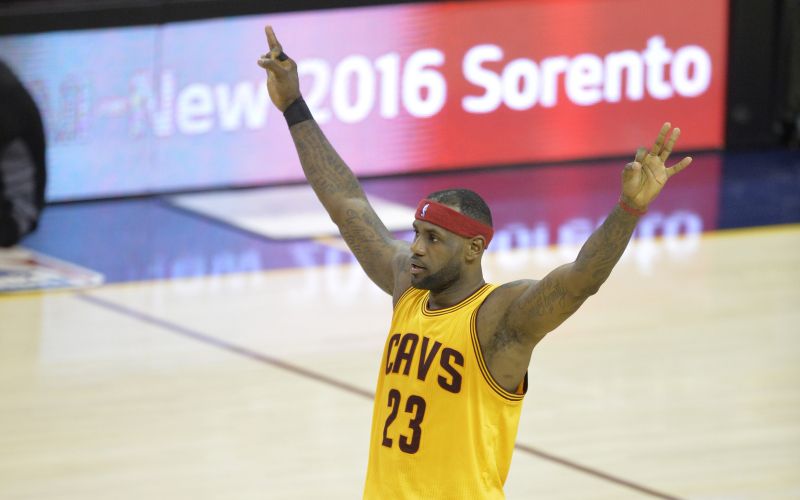 lebron james re.jpg