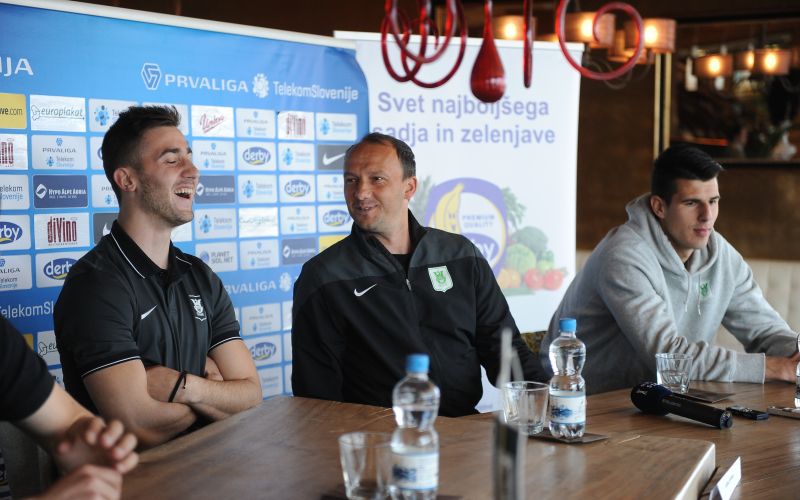 891-6-sporar karapetrovic mitrovic ap.JPG