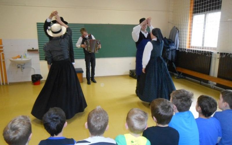 folklora___01.jpg