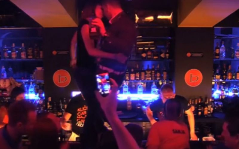 bar.jpg