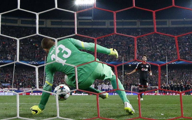 896-12-oblak re.jpg