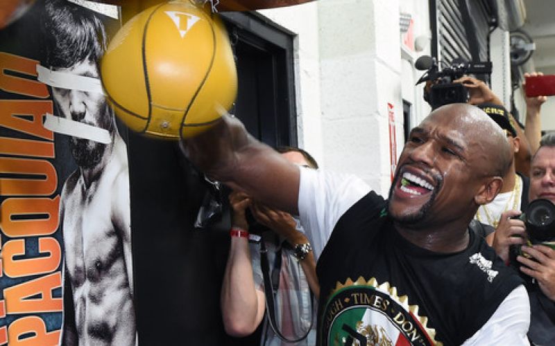 898-54-mayweather1.jpg