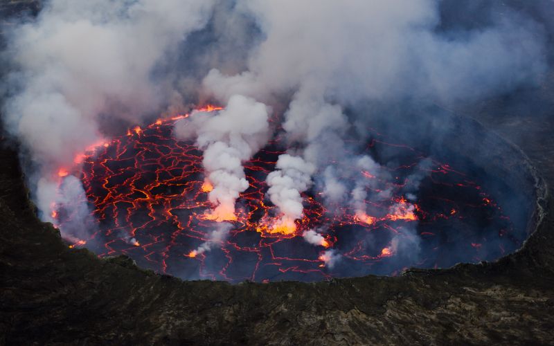 Ognjenik Nyiragongo.jpg