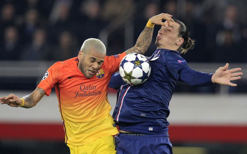 902-20-alves ibrahimovic re.jpg