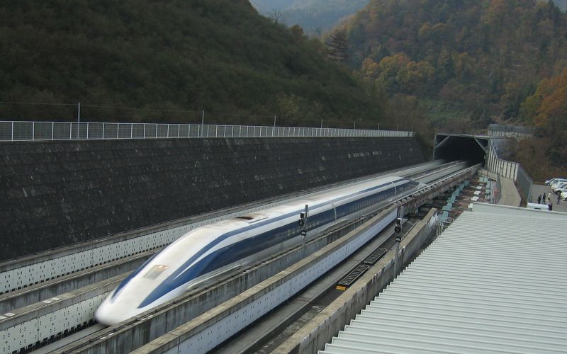 Maglev, vlak, Japonska.jpg