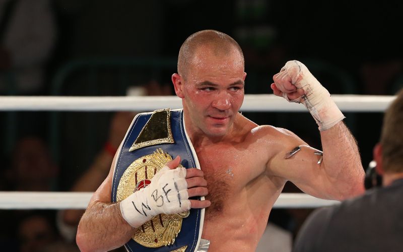 boxing-zavec-yengoyan 1320 dw.jpg