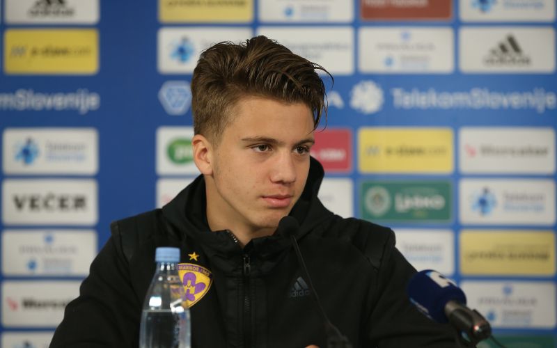 907-6-luka zahovic dw.jpg