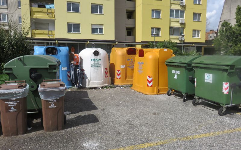 smetnjaki Nova Gorica.JPG