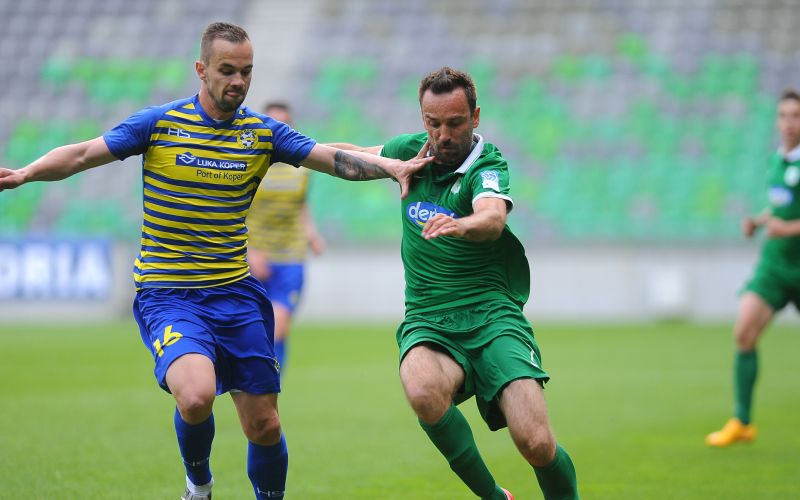 907-8-9-halilovic rodic olimpija koper gw.jpg