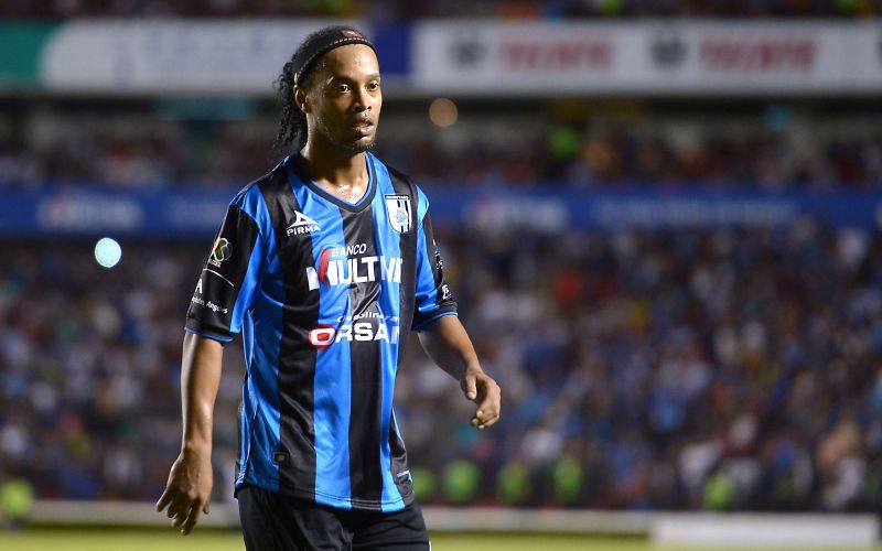 RonaldinhoQueretaro4-Mexsport.jpg