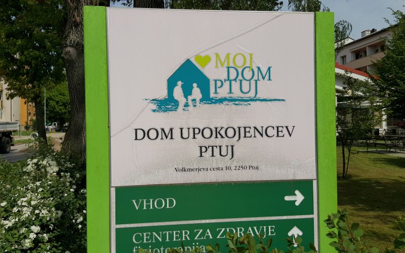 Dom upokojencev Ptuj.jpg
