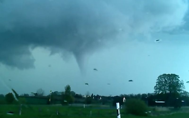 tornado, sever nemčije.jpg