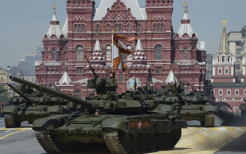 parada moskva, tank, kremelj.jpg