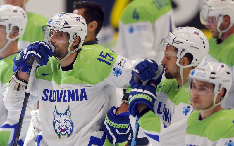 915-22-slovenija re.jpg