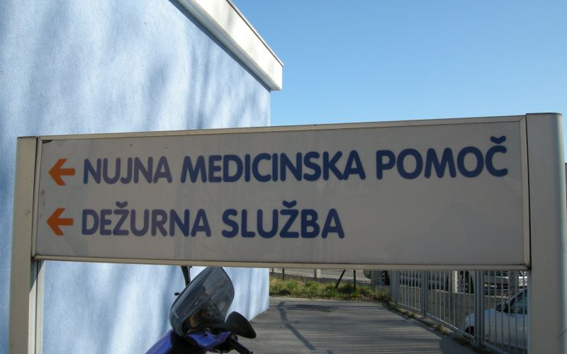 Nujna medicinska pomoč.JPG