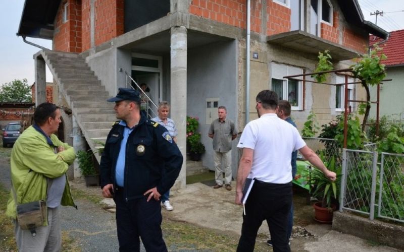 mučenje dečka.jpg