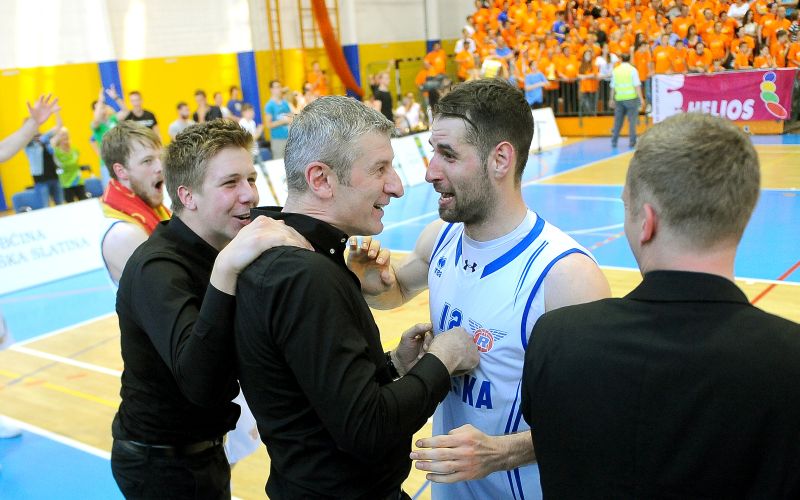damjan novakovic ap.JPG