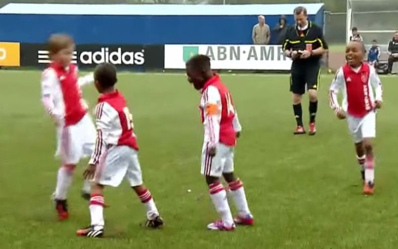 otroci ronaldo ajax.jpg