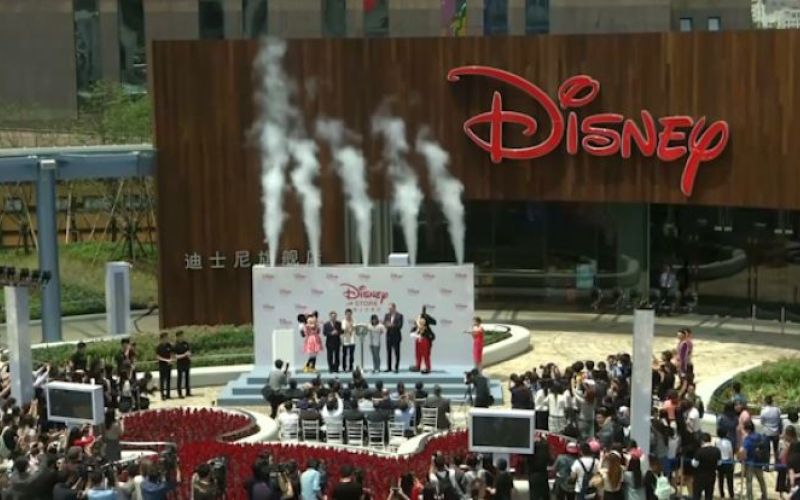 disney trgovina na kitajskem.jpg