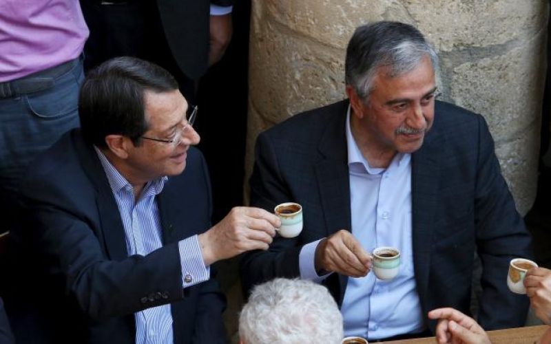 Nikos Anastasiades in Mustafa Akinci.jpg