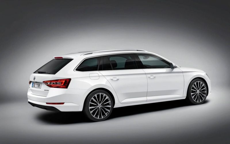 škoda superb combid.jpg