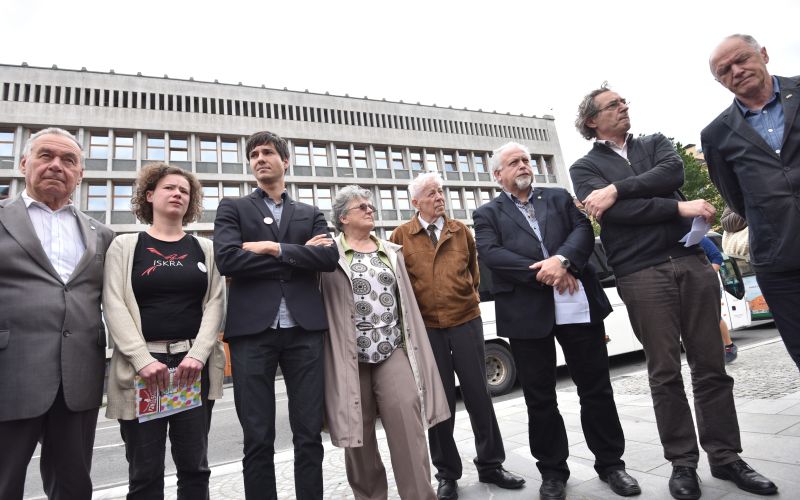 koalicija proti privatizaciji.jpg
