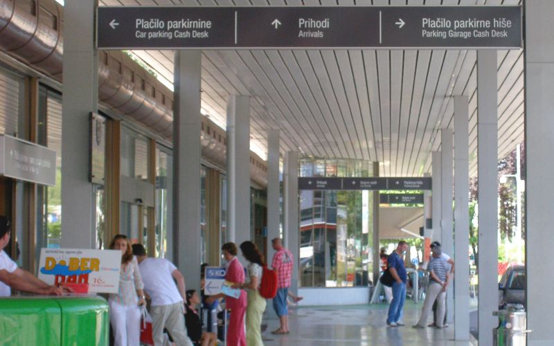 Letališče Jožeta Pučnika