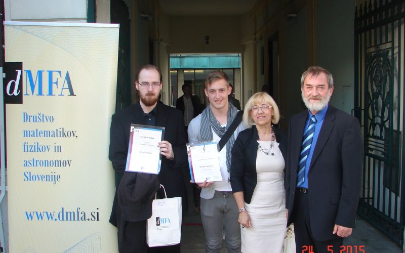 christian_bukor__david_martek___mira_starc_in_martin_sosko_po_podelitvi_priznanj_in_nagrad.jpg