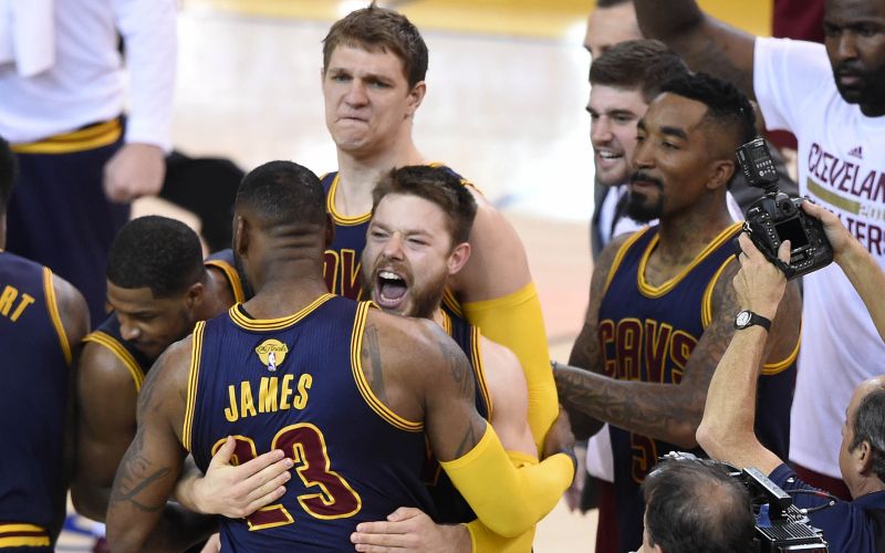 lebron cleveland.jpg