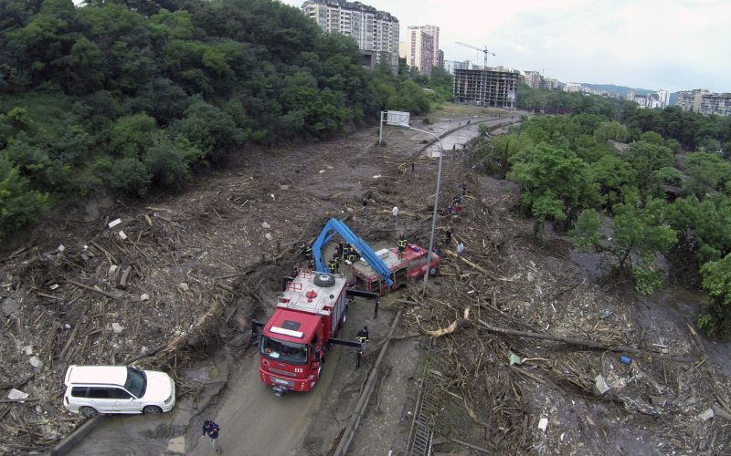 gruzija poplave.jpg