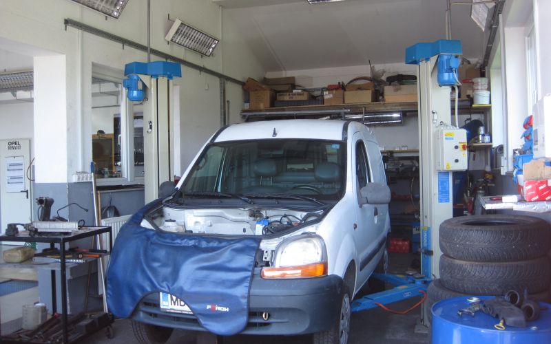 Servis, avtomobil