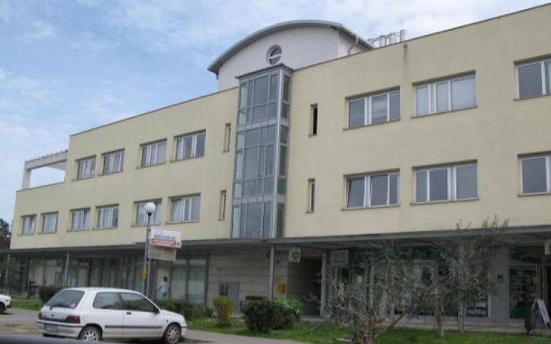 zdravstveni dom izola