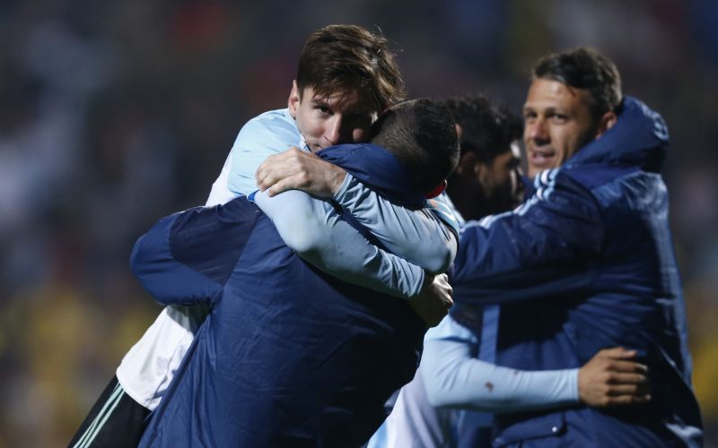 957-8-9-argentina re.jpg
