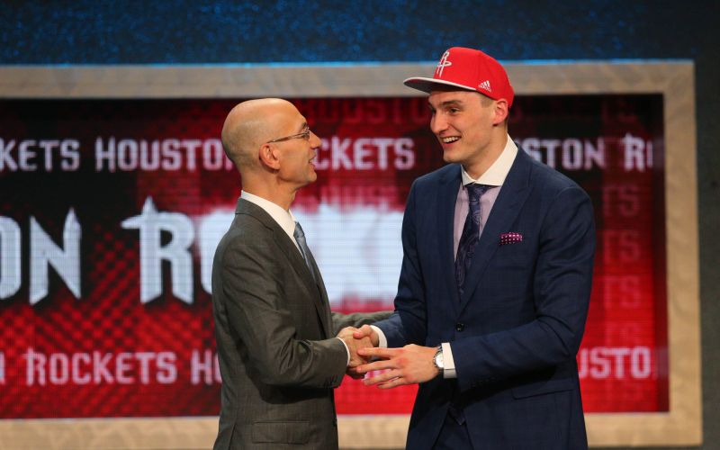 sam dekker re.jpg