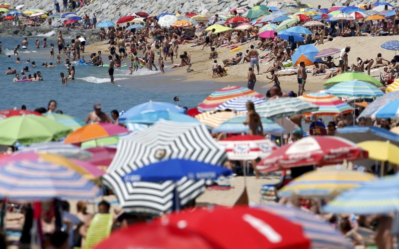 barcelona, plaža, poletje, kopanje.jpg