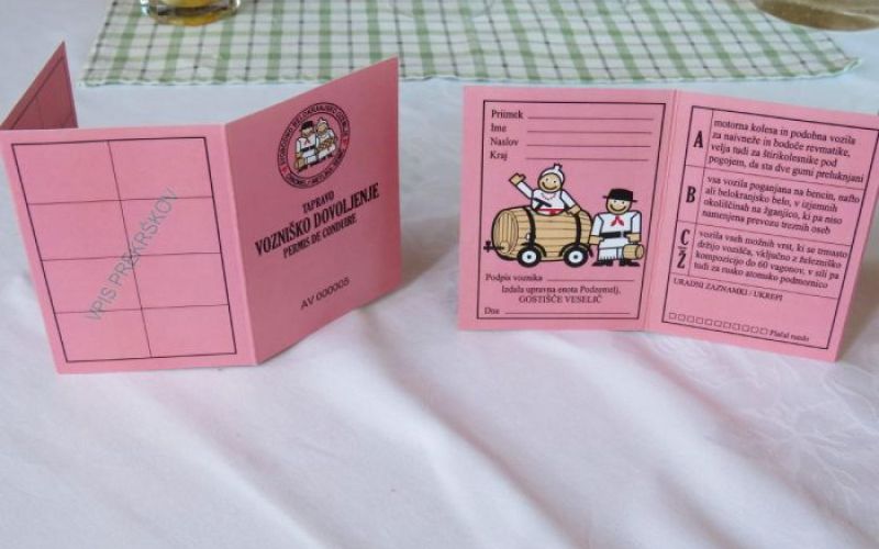 V Svobodnem belokranjskem ozemlju so izdali tapravo vozniško dovoljenje, v katerem beležijo "prekršk
