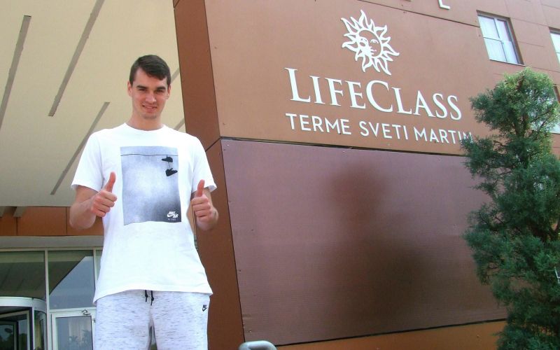 Košarkar Mario Hezonja.jpg