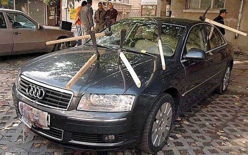 Nekdo je bil zelo jezen.jpg