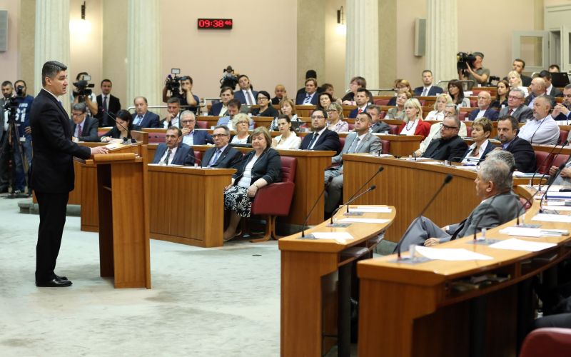 milanović, sabor, hrvaški, poslanci.jpg