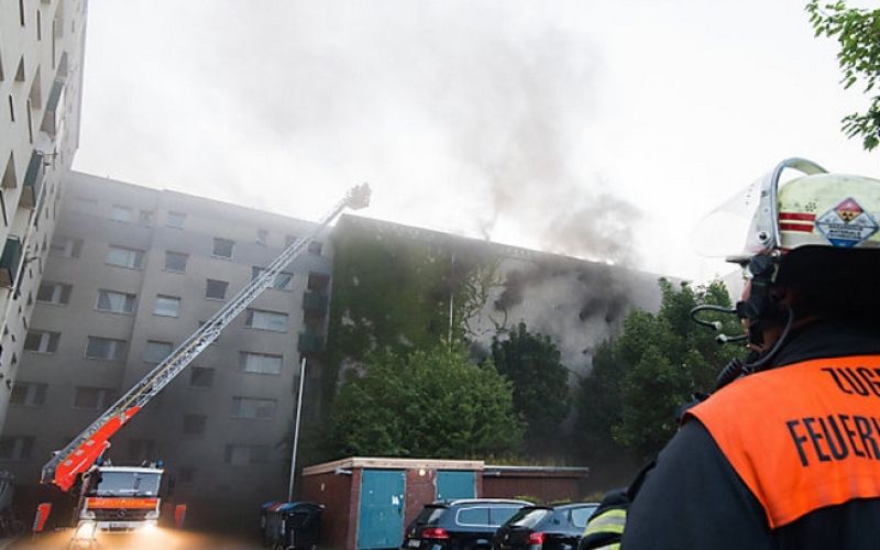 ogenj hamburg.jpg