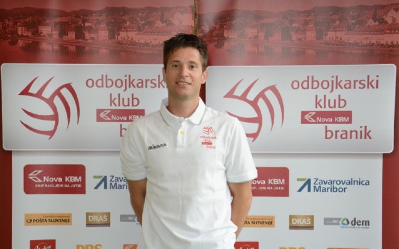 990-17-skorc branik.jpeg