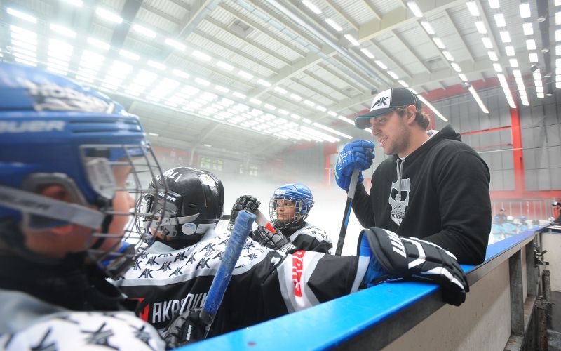 anze kopitar kamp 3.JPG
