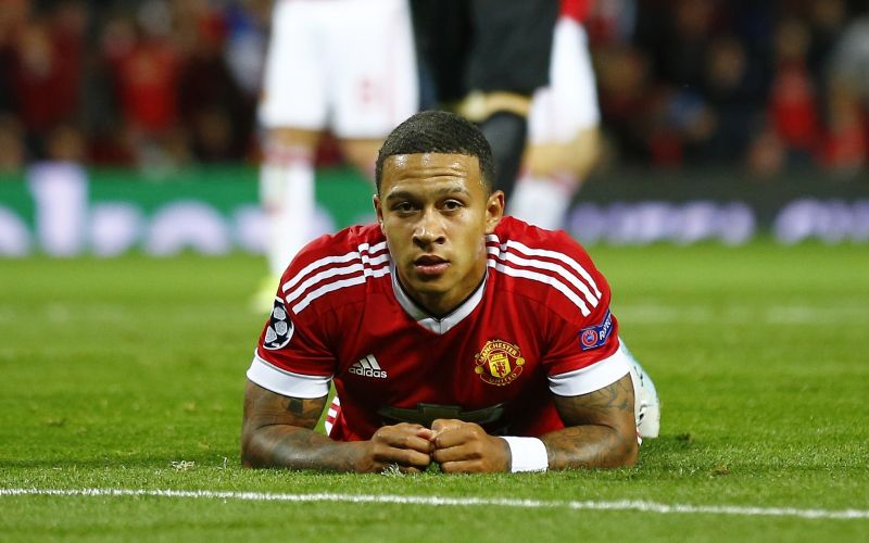 001-12-13-depay.jpg