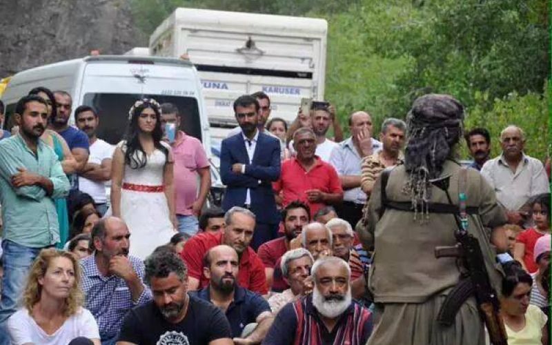 pkk turcija gverila poroka kurdi.jpg