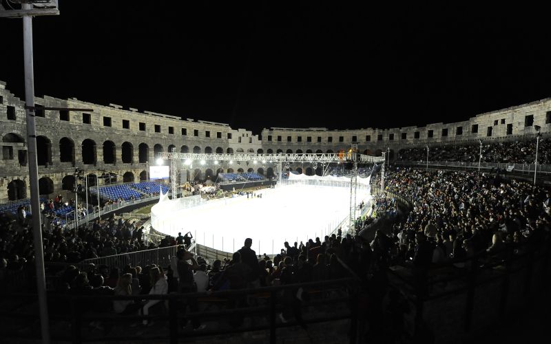 arena pula medvescak telemach olimpija88.JPG