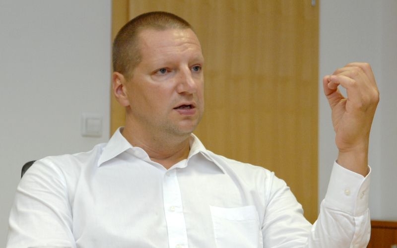 009-16-erjavec uvodna ap.JPG
