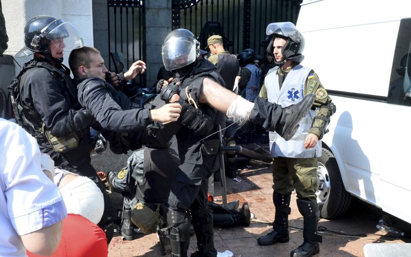 ukrajina, policija, vojska.jpg