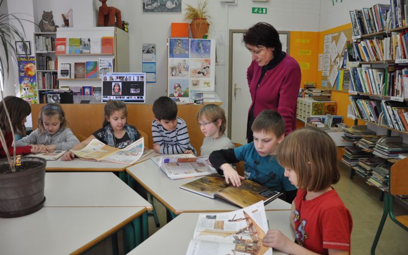 V Metliki so izračunali, da bodo starši za otroka v 5. razredu za delovne zvezke v povprečju odšteli