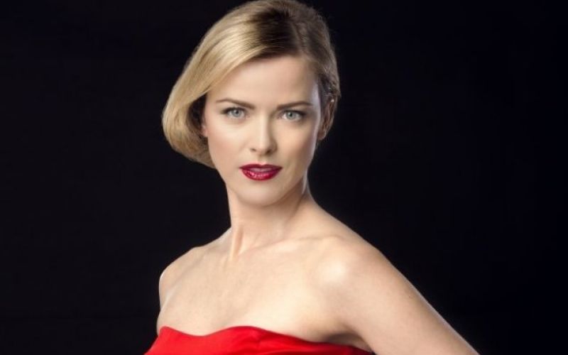 Femme fatale: Živa Rogelj
